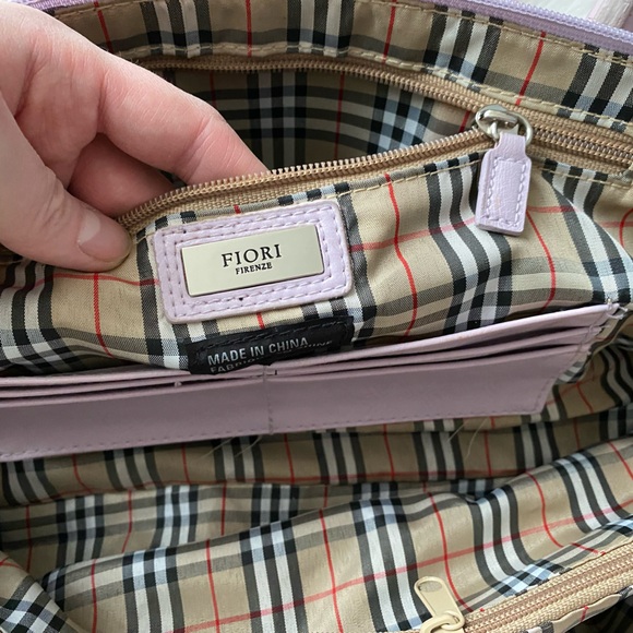 FIORI Leather Shoulder Bag - Picture 6 of 9